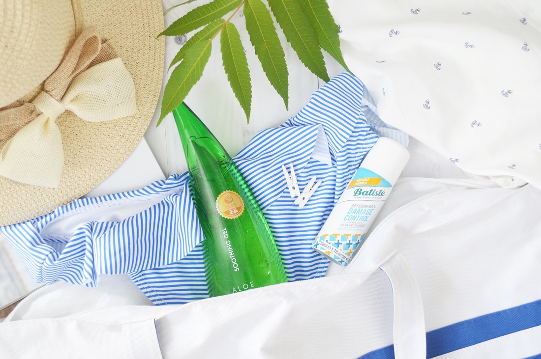 wakacyjna kosmetyczka puderek.com.pl